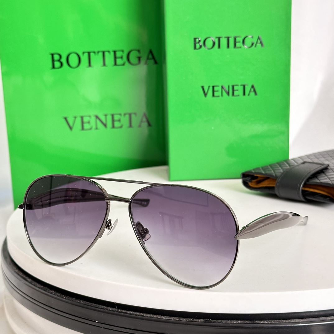 Bottega Veneta Sunglasses